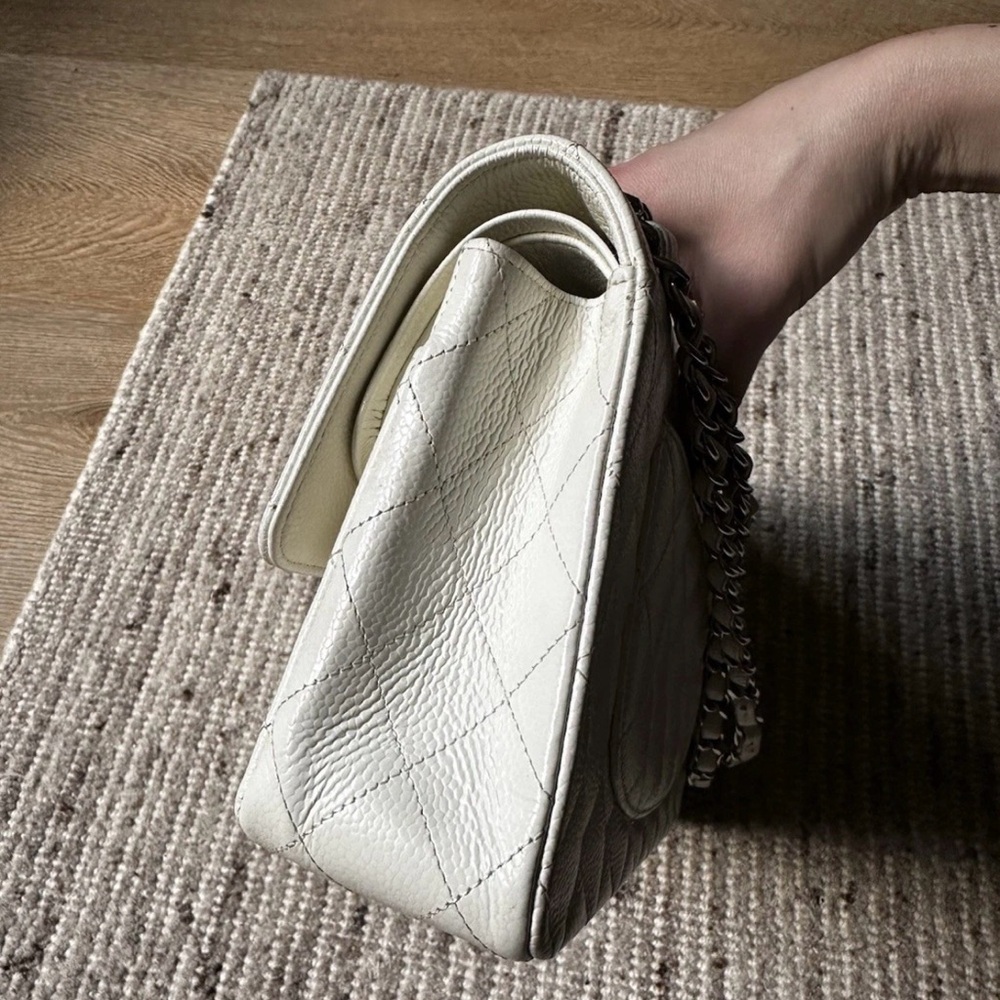 Vintage Medium Chanel Classic flap - Picture 4 of 8